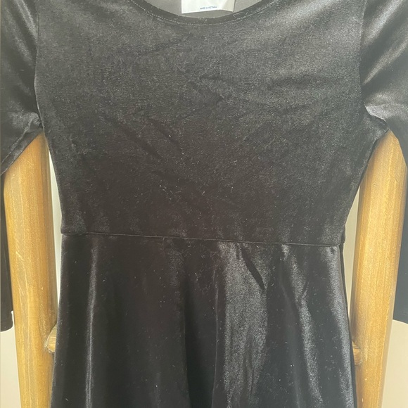 Black Velvet Long Sleeve dress - Picture 2 of 3